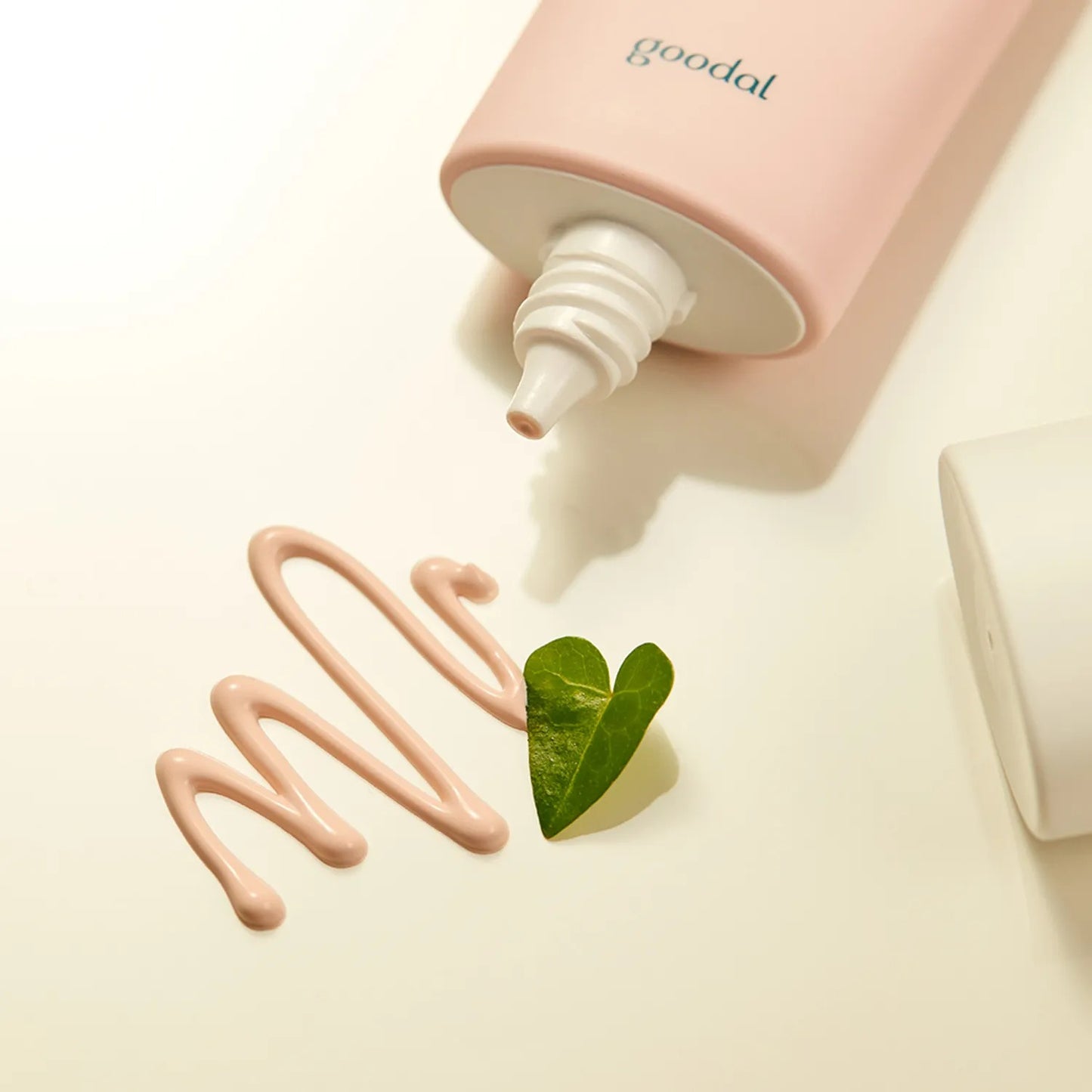 [Goodal] Heartleaf Calming Tone Up Sun Cream | Hydrating &amp; Bright Finish SPF 50+ PA++++ 50mL x2 Set